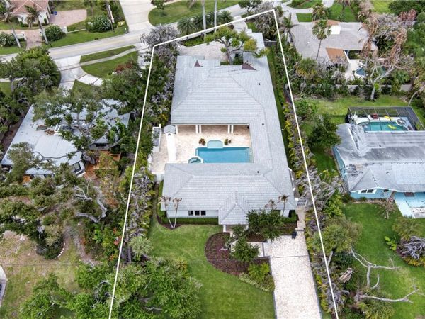 544 Live Oak Road, Vero Beach, FL 32963