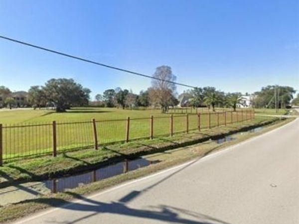 BARATARIA Boulevard, Marrero, LA 70072
