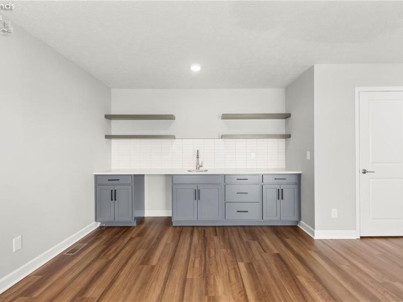 461 Harbor Lane, Lorain, OH 44052 Photo 15