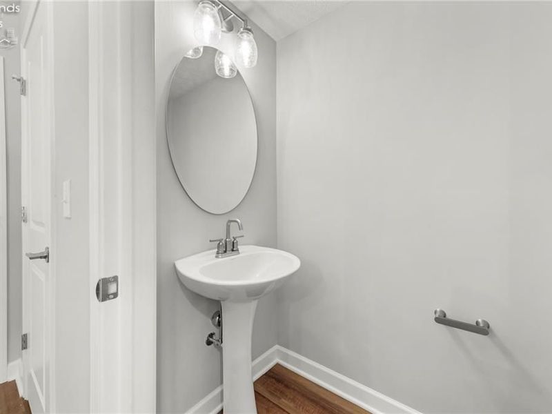 461 Harbor Lane, Lorain, OH 44052 Photo 20