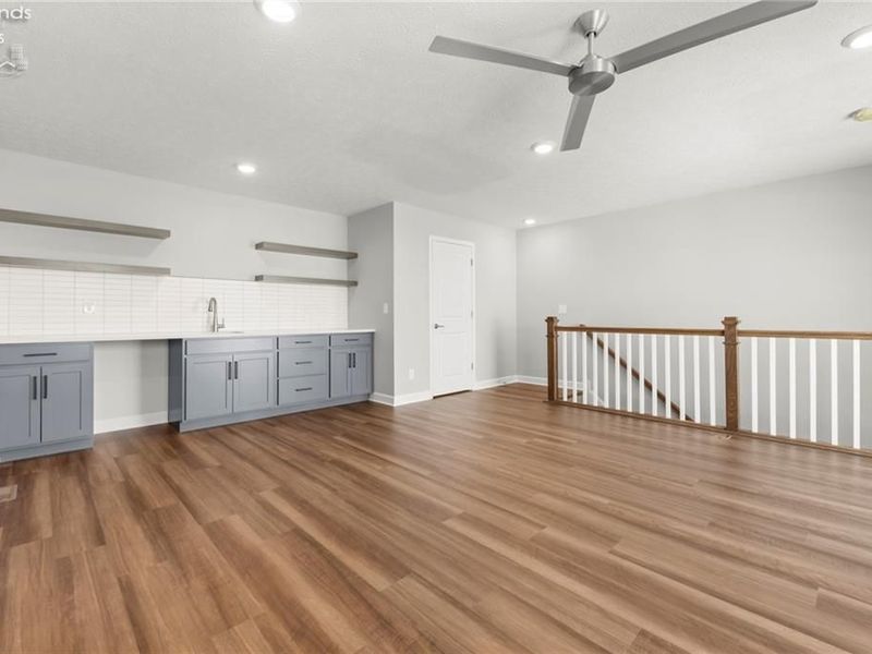 461 Harbor Lane, Lorain, OH 44052 Photo 21