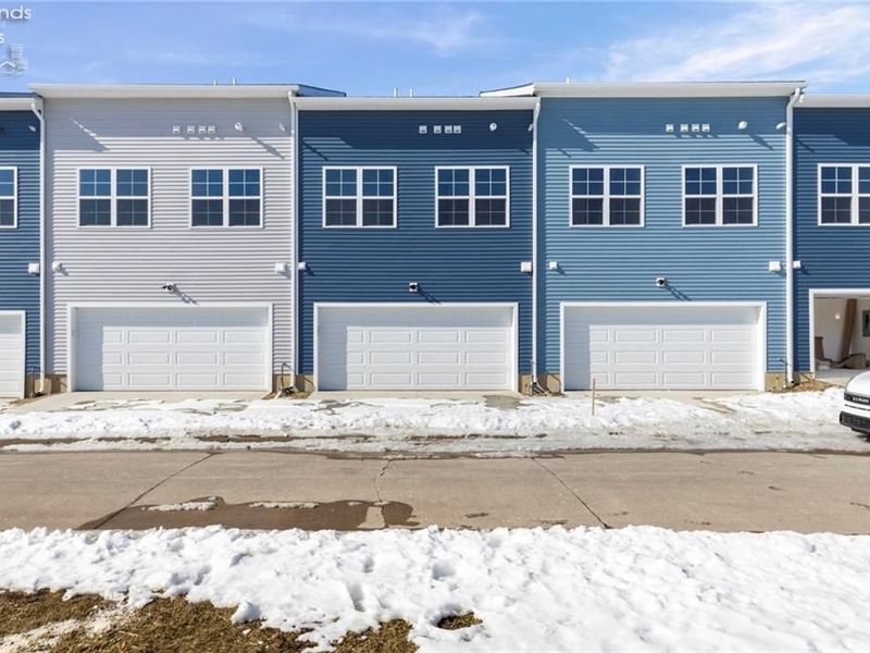 461 Harbor Lane, Lorain, OH 44052 Photo 32