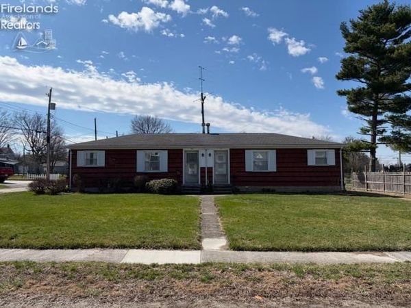 109 Wall St, Tiffin, OH 44883