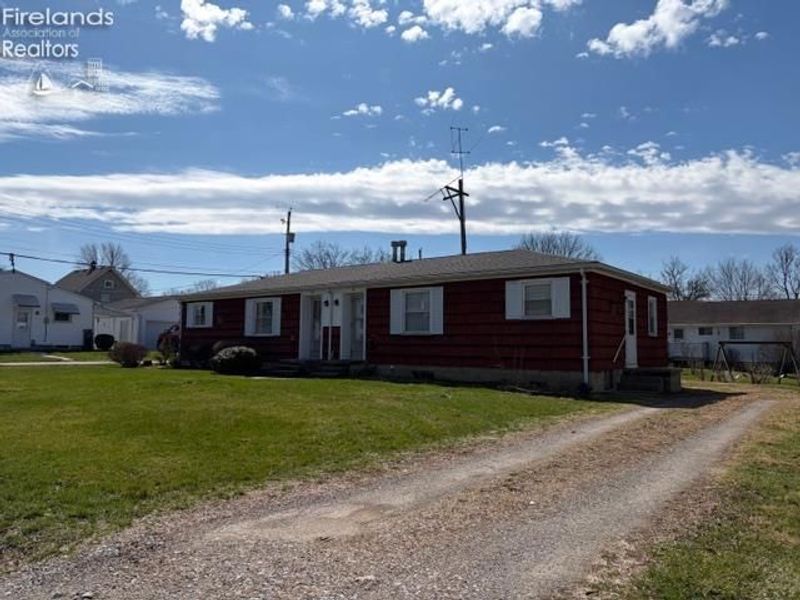 109 Wall St, Tiffin, OH 44883 Photo 10