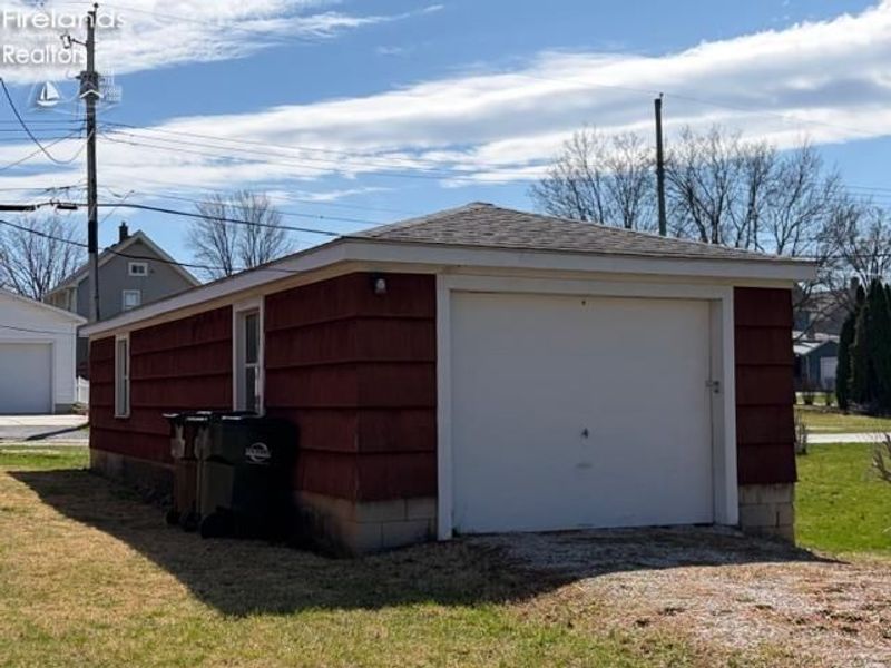 109 Wall St, Tiffin, OH 44883 Photo 13