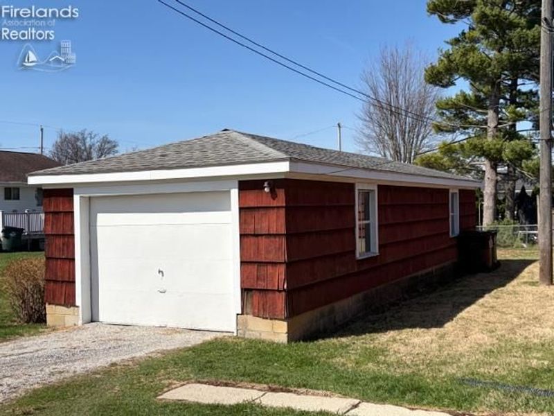 109 Wall St, Tiffin, OH 44883 Photo 5