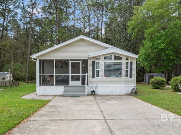 24711 County Road 20, Unit A11, Elberta, AL 36530