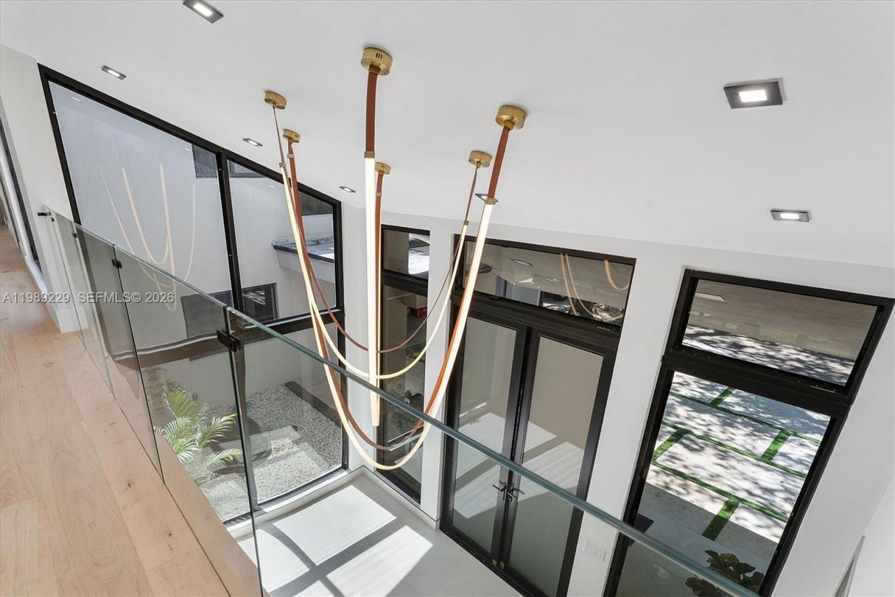 5820 SW 33rd Ln , Hollywood, FL 33312 Photo