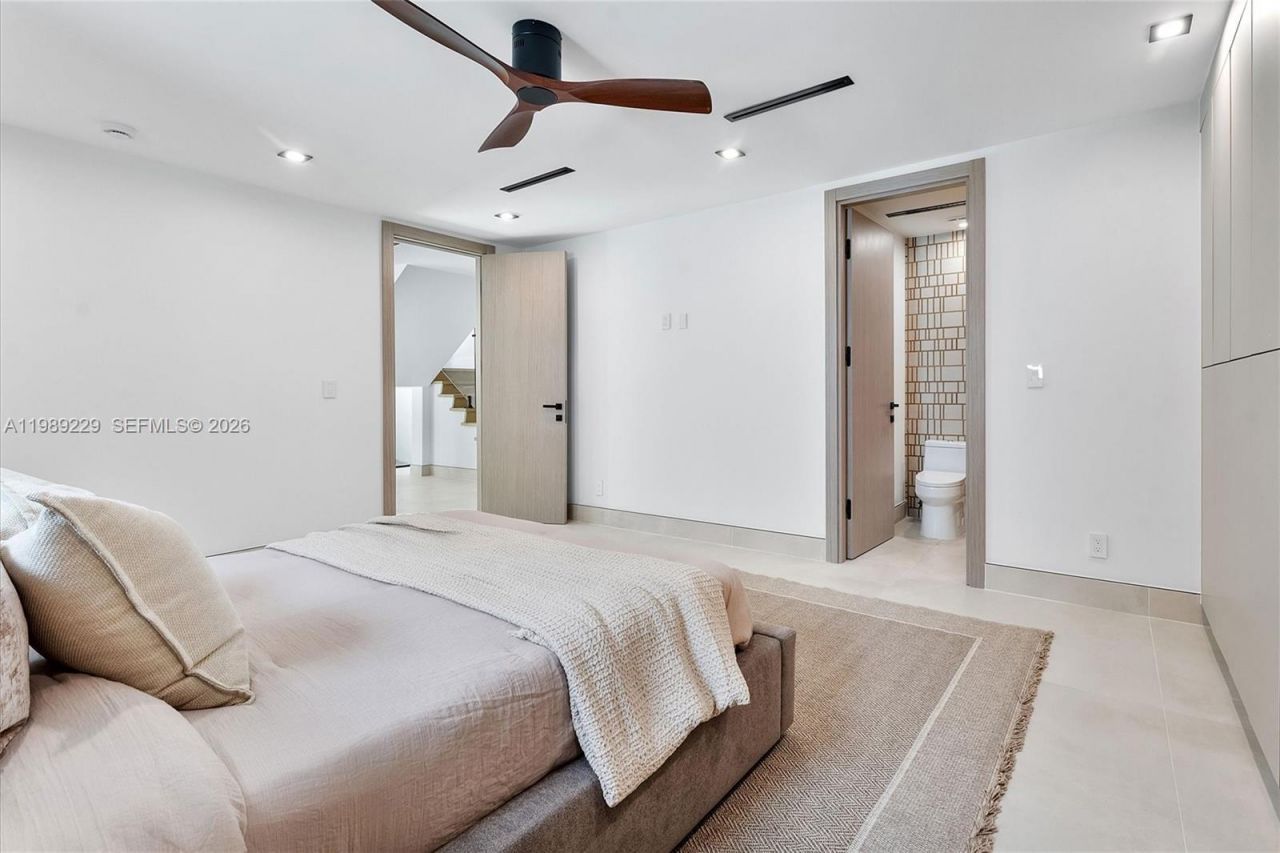 5820 SW 33rd Ln , Hollywood, FL 33312 Photo