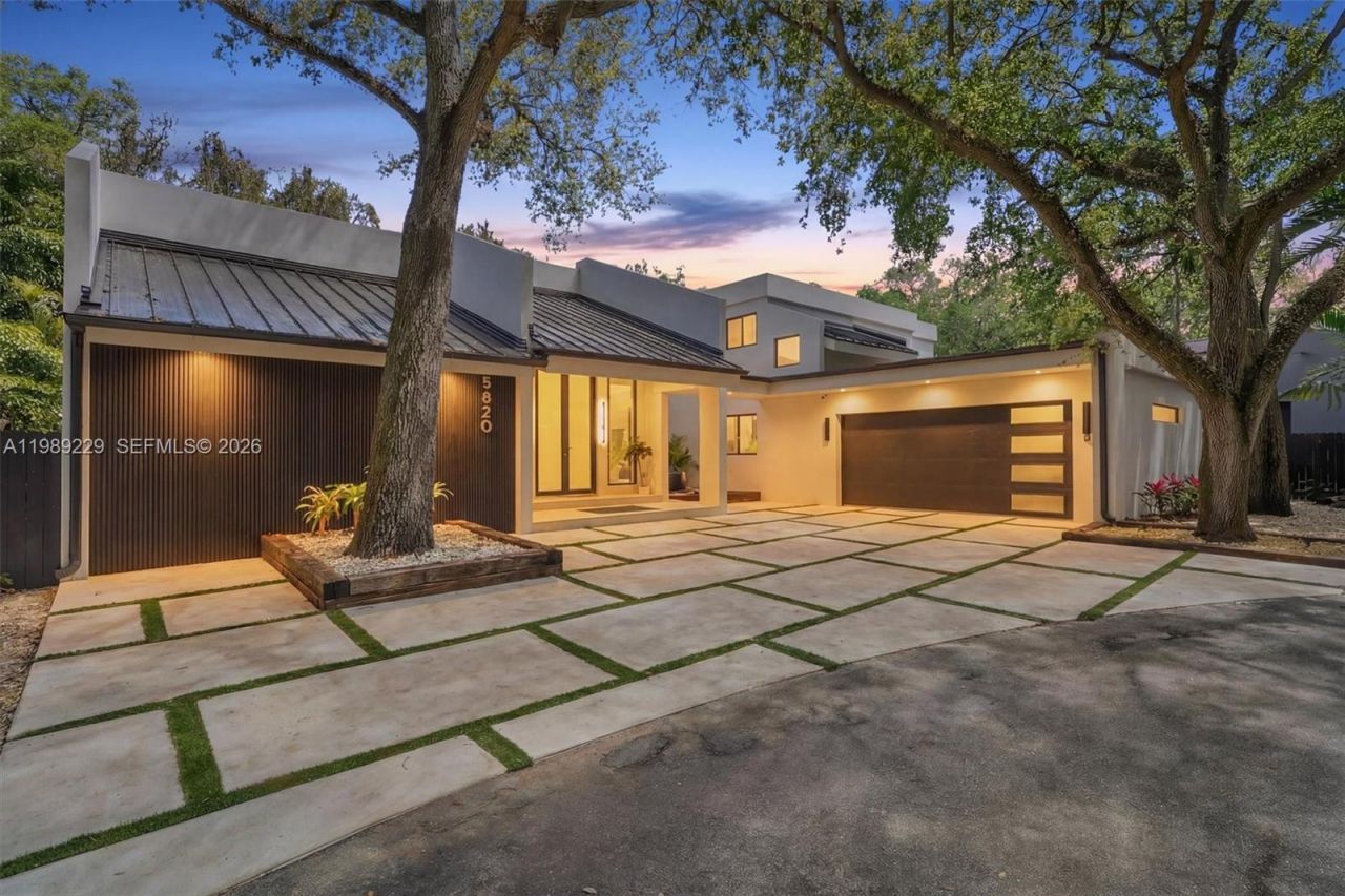 5820 SW 33rd Ln , Hollywood, FL 33312 Photo