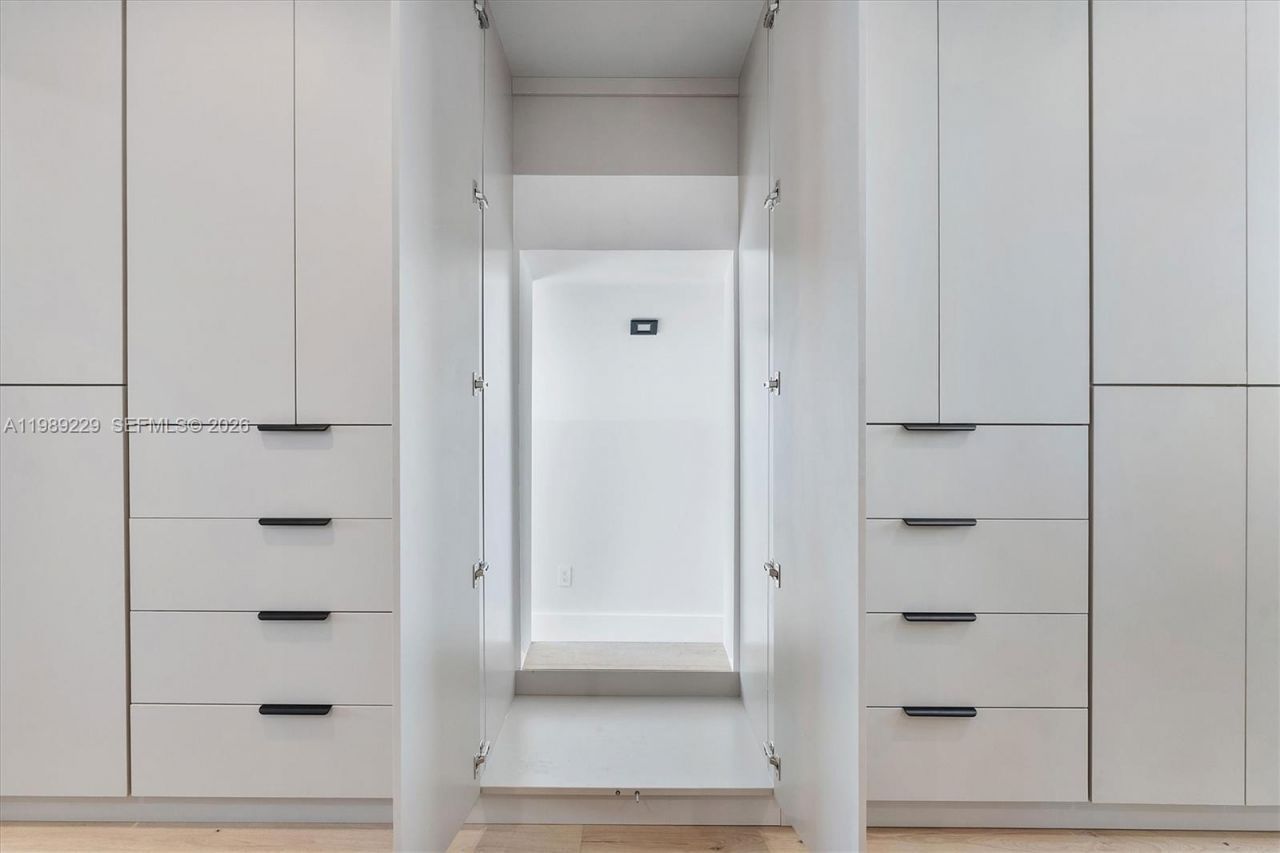 5820 SW 33rd Ln , Hollywood, FL 33312 Photo