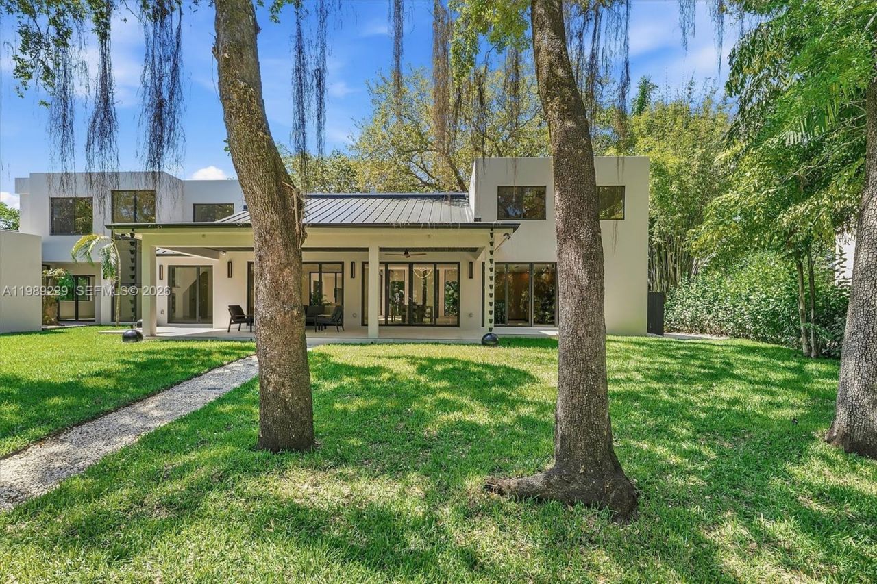 5820 SW 33rd Ln , Hollywood, FL 33312 Photo