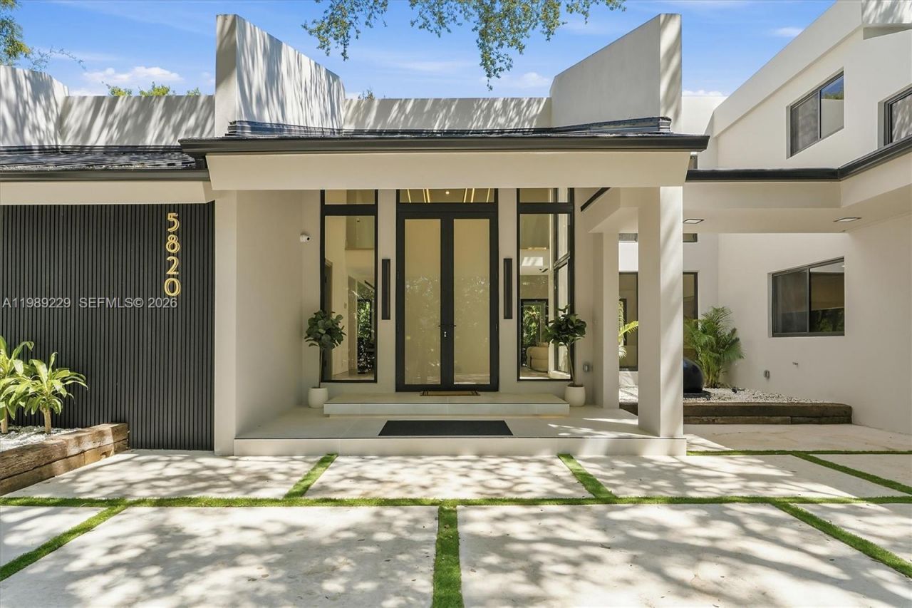 5820 SW 33rd Ln , Hollywood, FL 33312 Photo