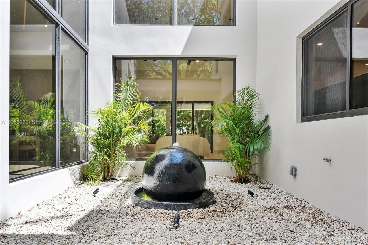 5820 SW 33rd Ln , Hollywood, FL 33312 Photo