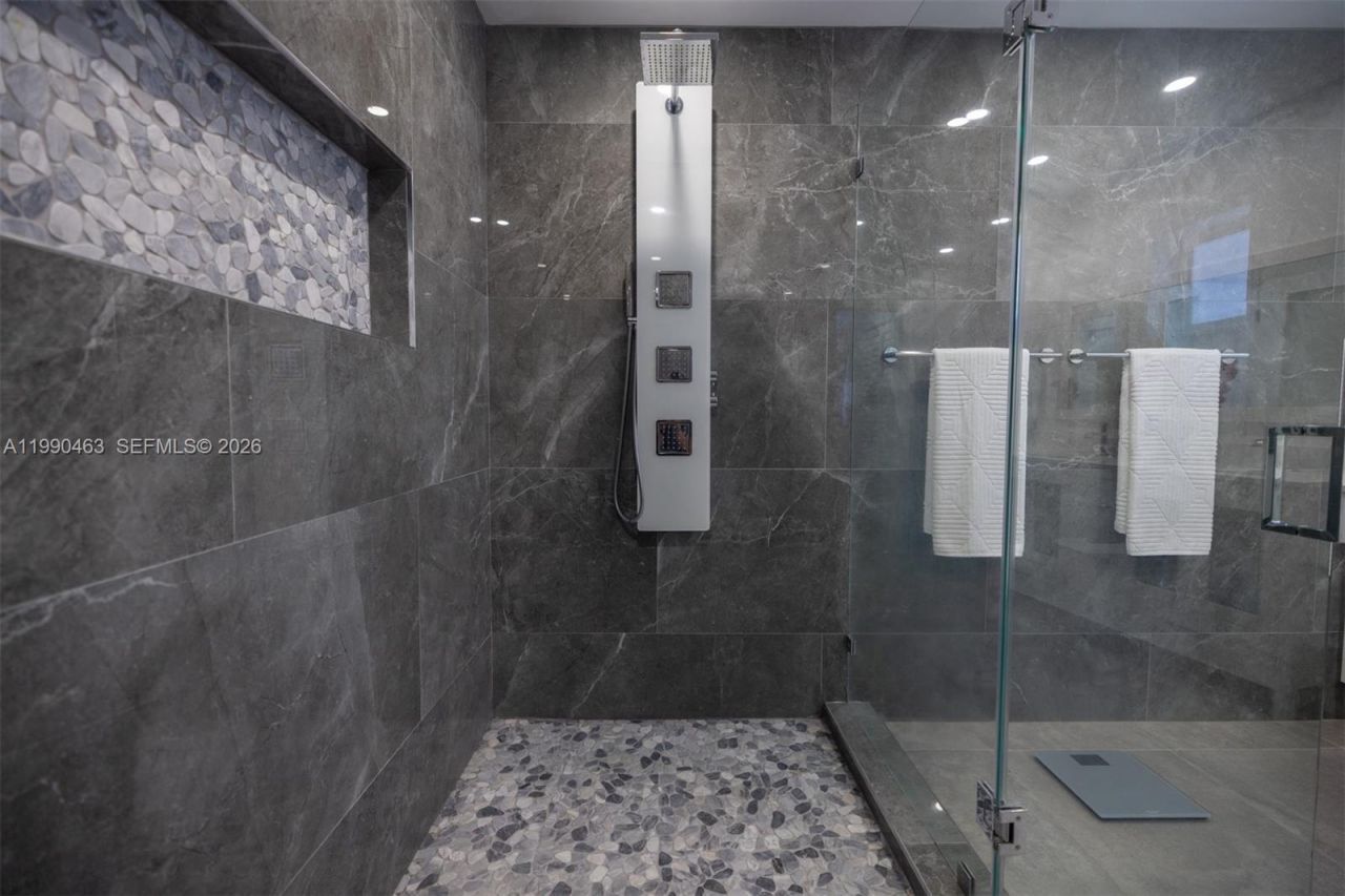 8172 SW 163rd Ct , Miami, FL 33193 Photo