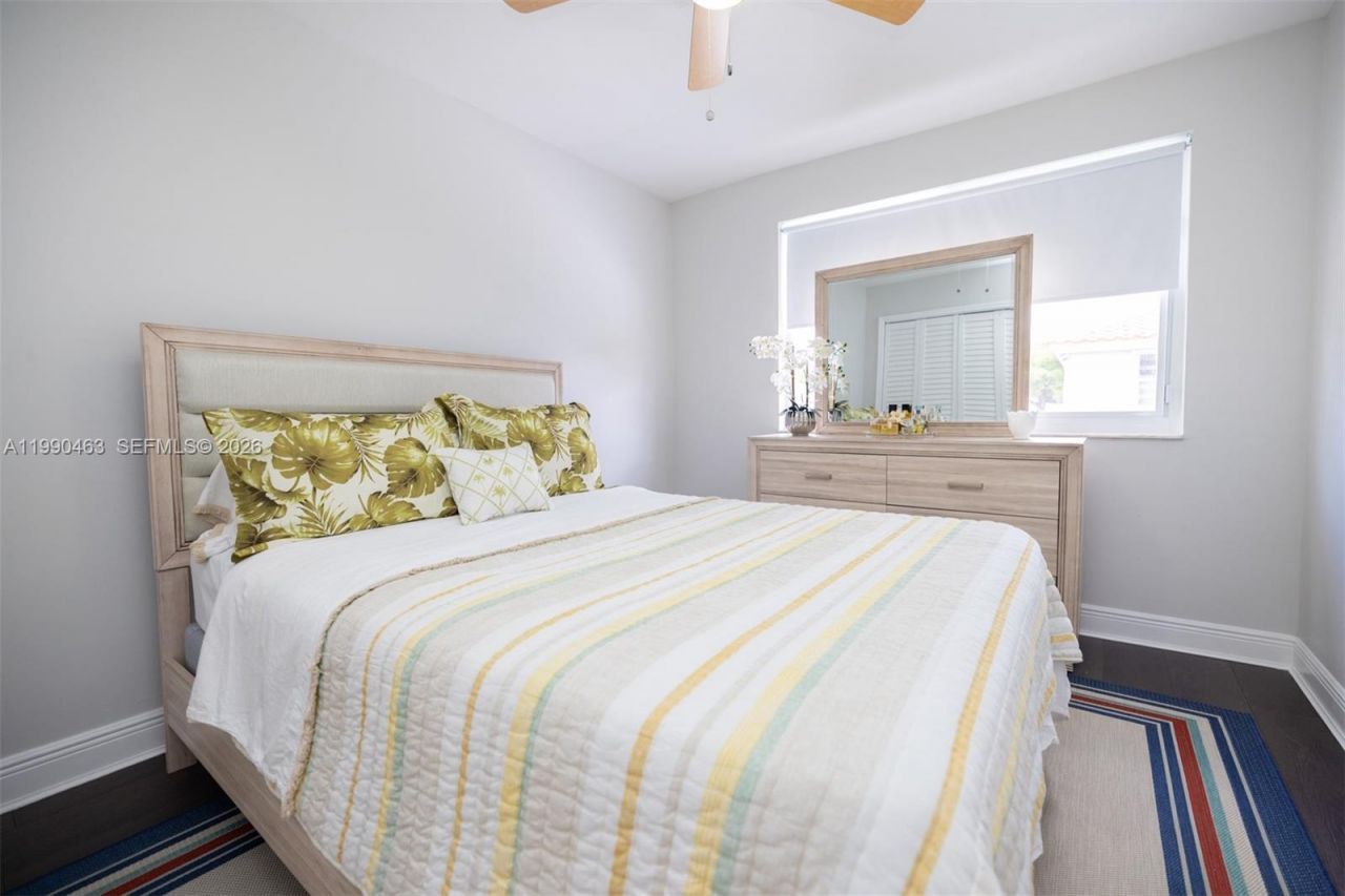 8172 SW 163rd Ct , Miami, FL 33193 Photo