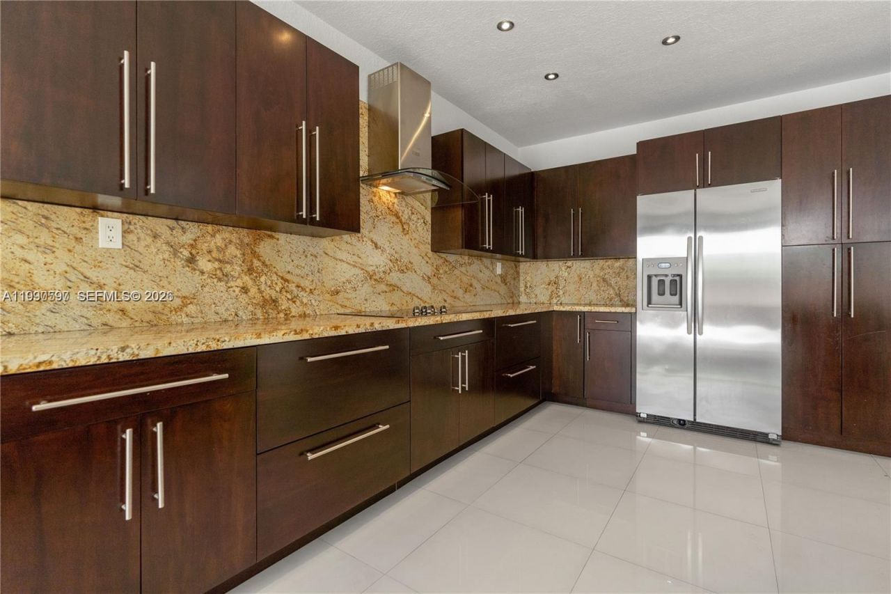 7333 NW 108th Ct , Doral, FL 33178 Photo