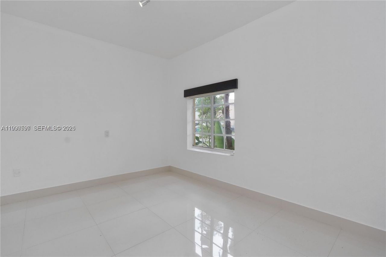 7333 NW 108th Ct , Doral, FL 33178 Photo