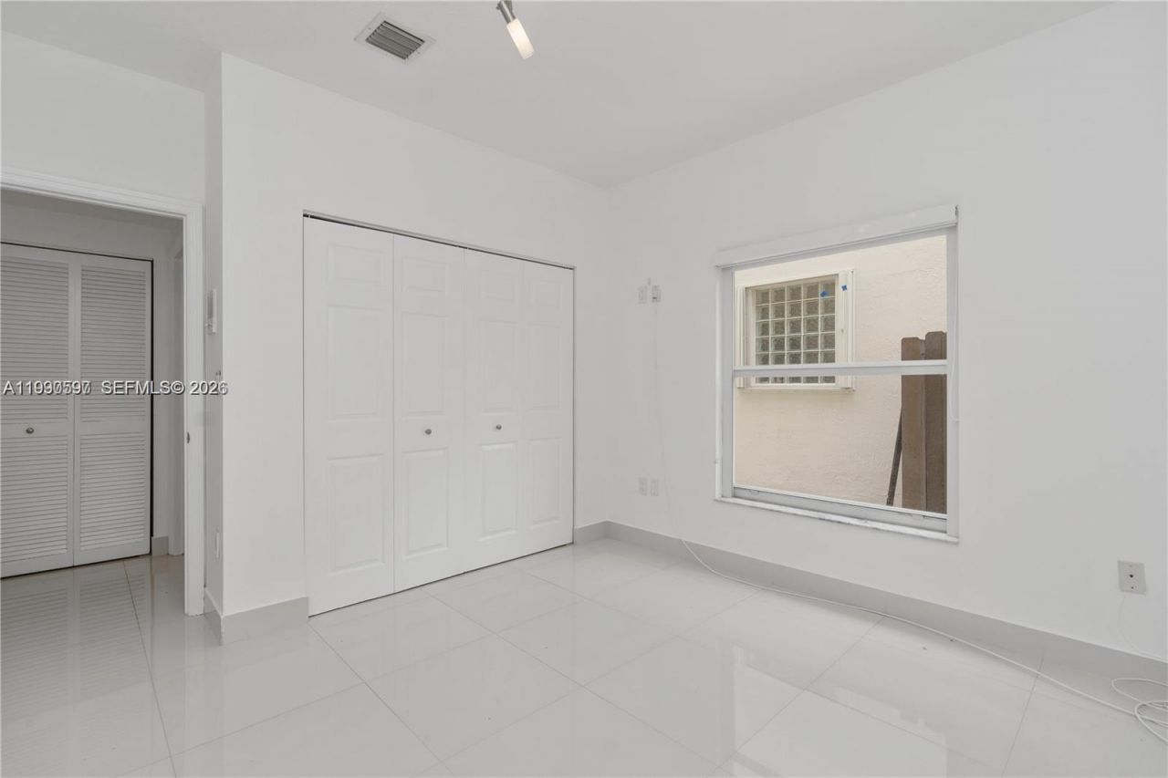 7333 NW 108th Ct , Doral, FL 33178 Photo