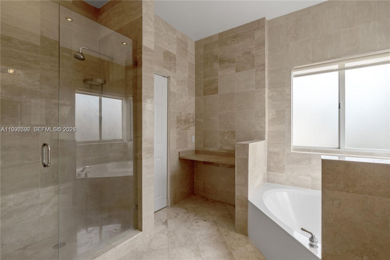 7333 NW 108th Ct , Doral, FL 33178 Photo