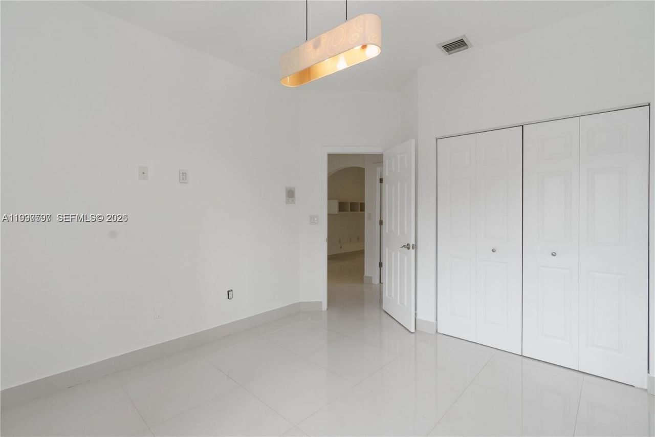 7333 NW 108th Ct , Doral, FL 33178 Photo