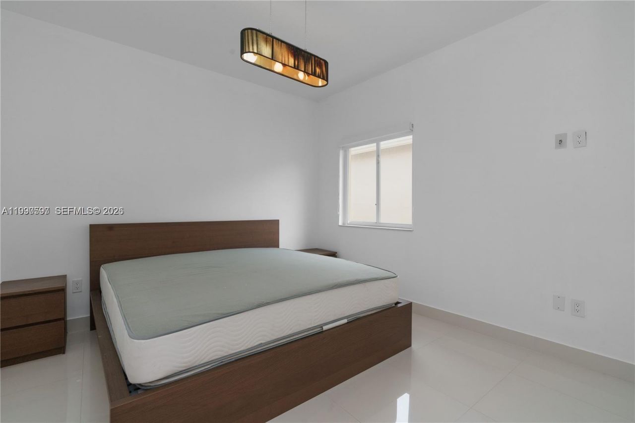 7333 NW 108th Ct , Doral, FL 33178 Photo