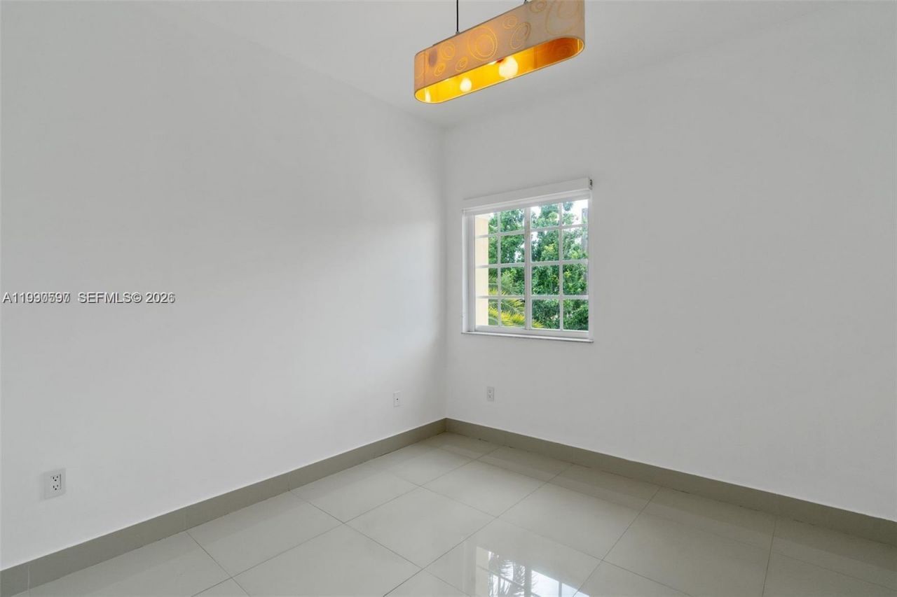 7333 NW 108th Ct , Doral, FL 33178 Photo