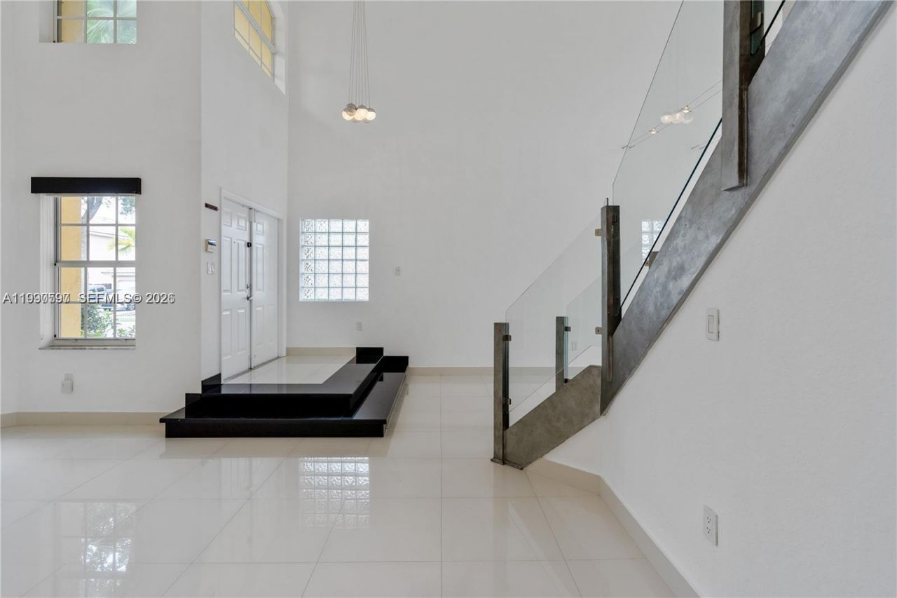 7333 NW 108th Ct , Doral, FL 33178 Photo