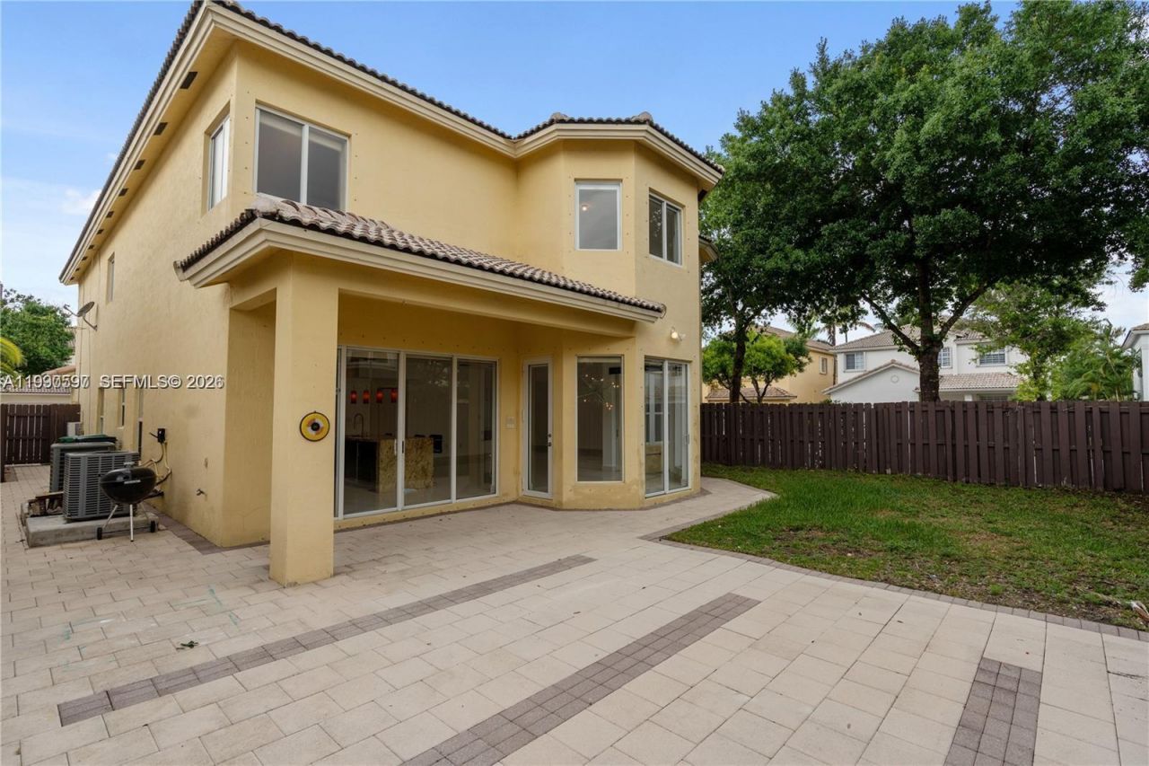 7333 NW 108th Ct , Doral, FL 33178 Photo