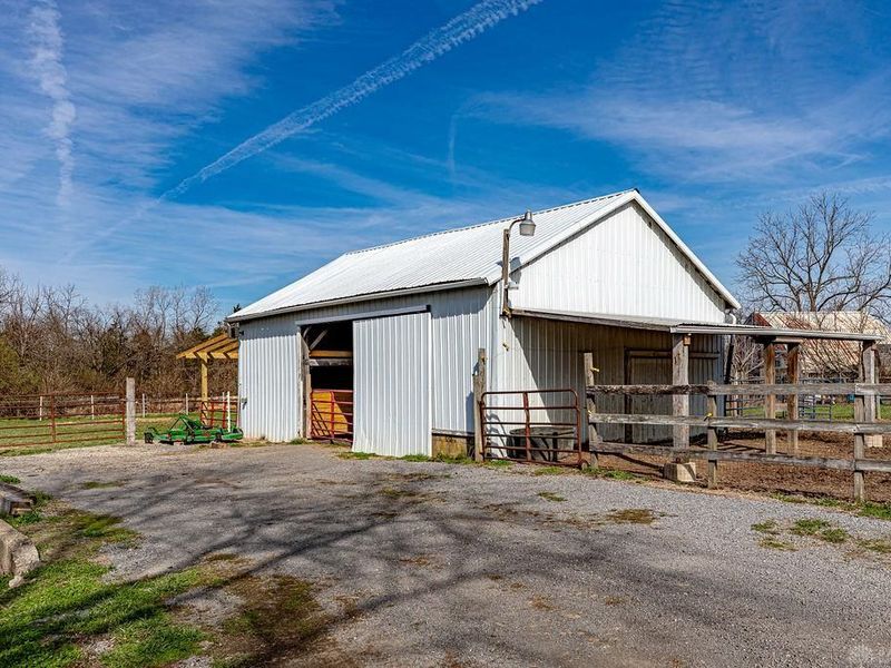 8631 Preble County Line Road, Gratis Township, OH 45327 Photo 10