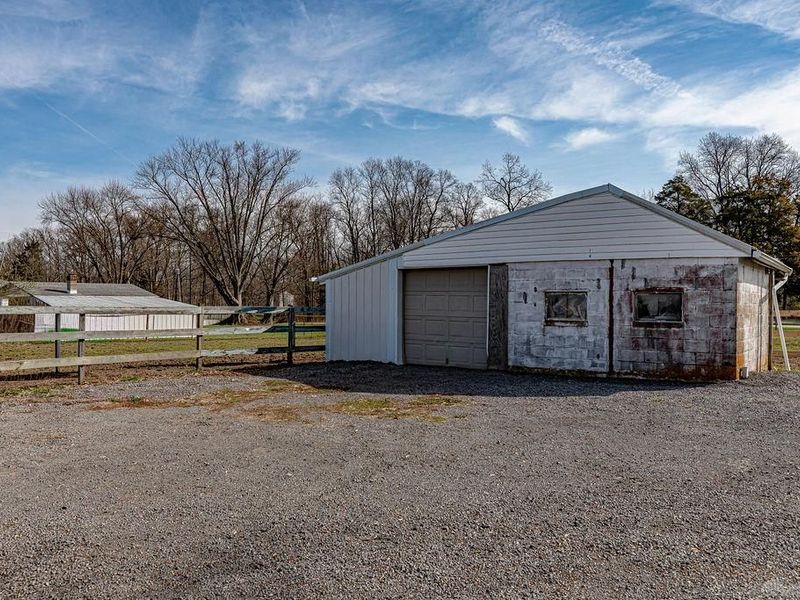 8631 Preble County Line Road, Gratis Township, OH 45327 Photo 14