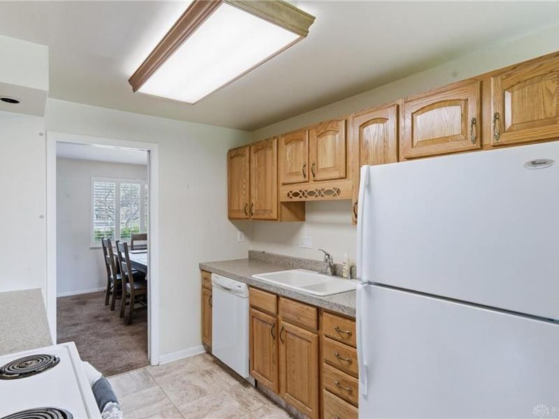 5825 Terrace Park Drive, Washington Township, OH 45429 Photo 19