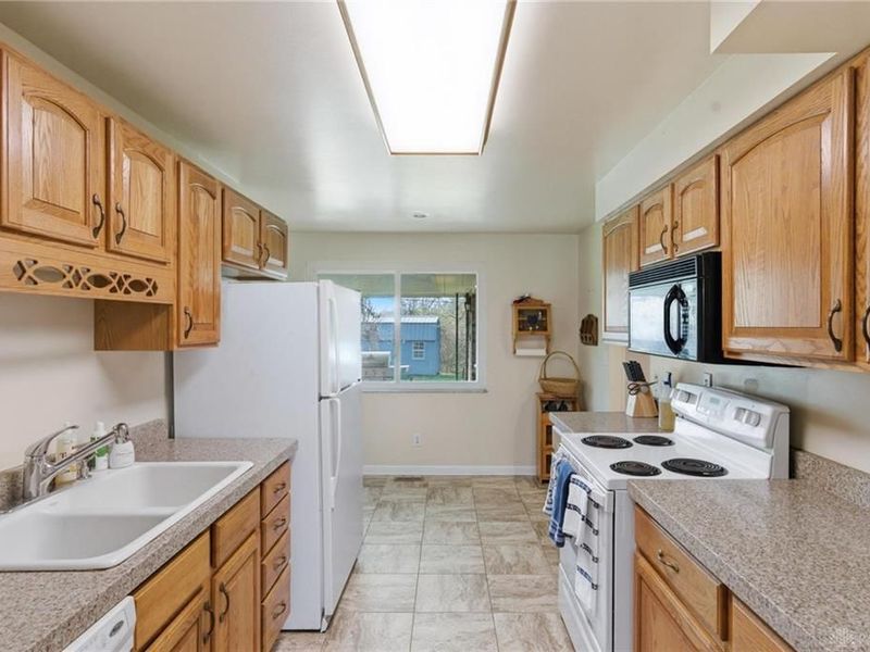 5825 Terrace Park Drive, Washington Township, OH 45429 Photo 21