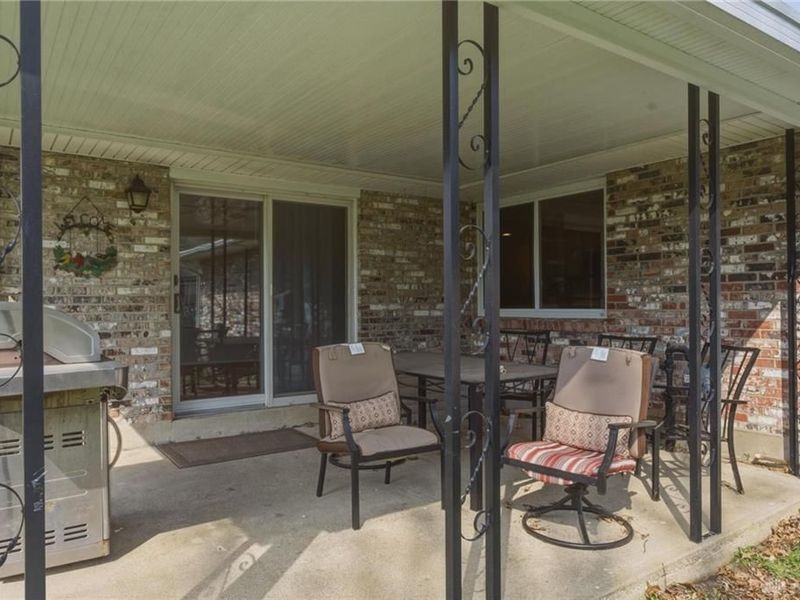 5825 Terrace Park Drive, Washington Township, OH 45429 Photo 8