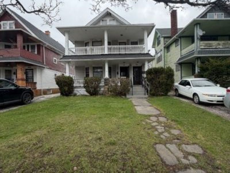 1881 Mannering Road, Cleveland, OH 44112 Photo 2