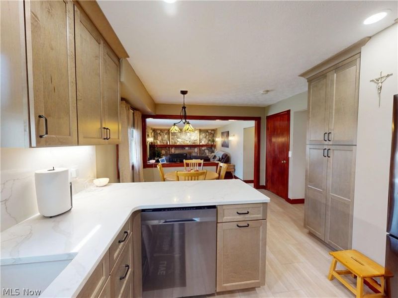 4418 Stary Drive, Parma, OH 44134 Photo 10