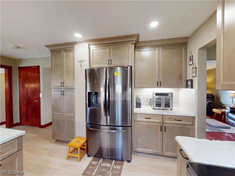 4418 Stary Drive, Parma, OH 44134 Photo 8