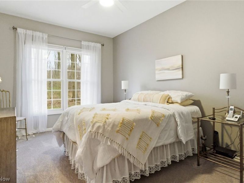 469 Eagle Trace, Mayfield Heights, OH 44124 Photo 15