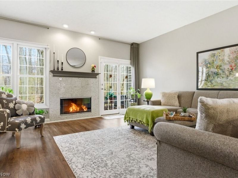 469 Eagle Trace, Mayfield Heights, OH 44124 Photo 5