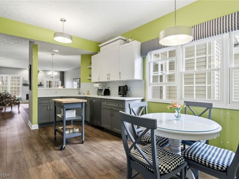 469 Eagle Trace, Mayfield Heights, OH 44124 Photo 9