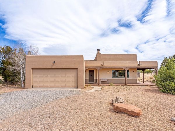 5 Espira Road , Santa Fe, NM 87508