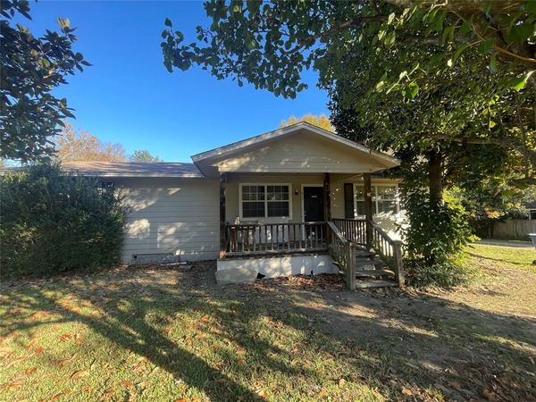 312 N Richardson Street , Grand Saline, TX 75140