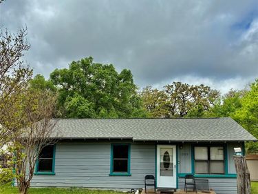 1005 Lawton Drive, Dallas, TX 75217