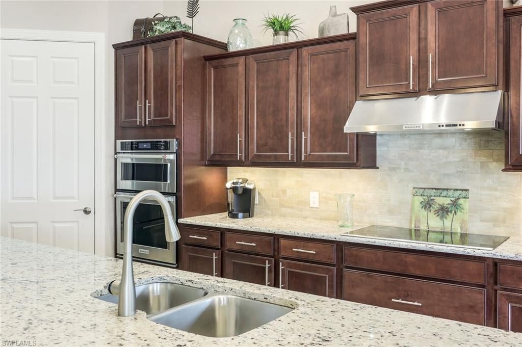 14441 Pine Hollow Dr, Estero, FL 33928 Photo