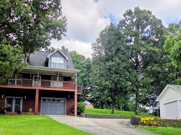 254 Sherwood Forest Rd, Livingston, TN 38570