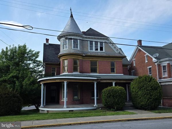 178 W MAIN STREET, WINDSOR, PA 17366