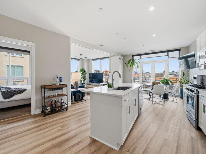 1145 N High Street , Unit 202, Columbus, OH 43201 Photo 3