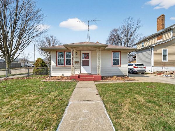 2430 Orchard St, Racine, WI 53405