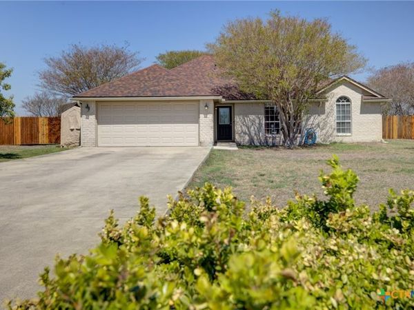 940 Cordova Loop, Seguin, TX 78155