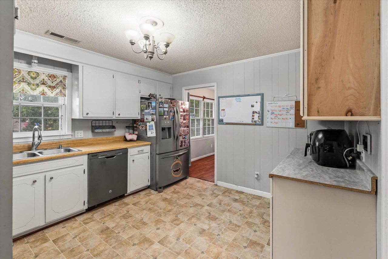 20 Lombardi Lane Photo 12